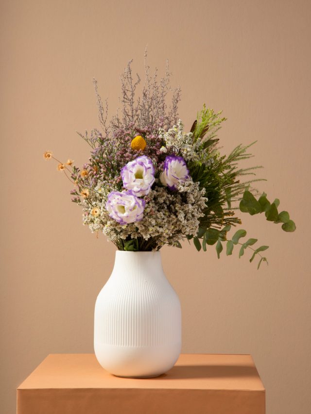 Creative Flower Vase Ideas for Your Living Room | Hiranandani Parks